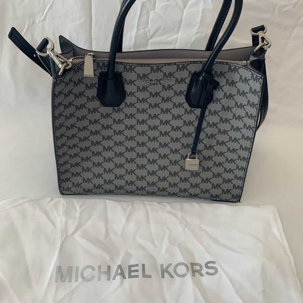 Authentic Michael Kors purse